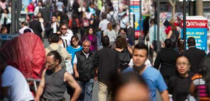 Aumenta confianza de mexicanos en sus instituciones, revela barómetro