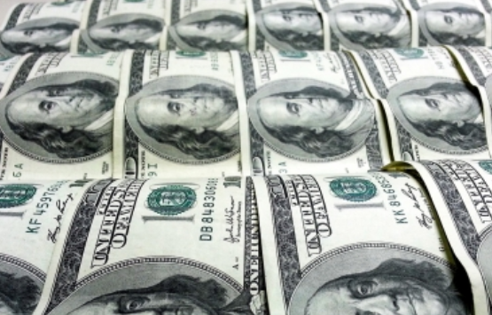 Dólar inicia la semana en 19.25 pesos en terminal área capitalina