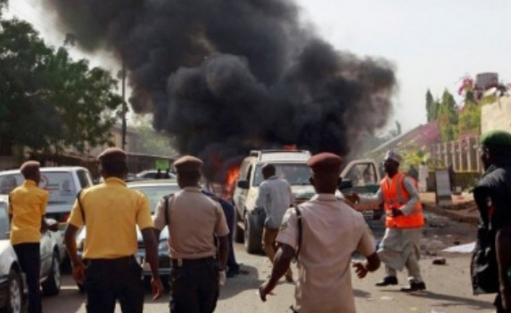 Atentado suicida contra mezquita de Nigeria deja 11 muertos