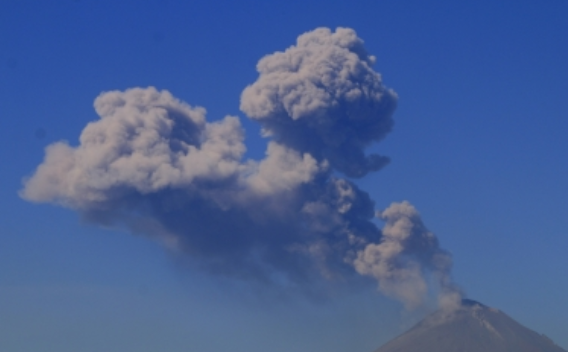 Popocatépetl presenta 341 exhalaciones con vapor de agua y ceniza