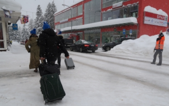 Prohíben por nevada manifestación contra Trump en Davos
