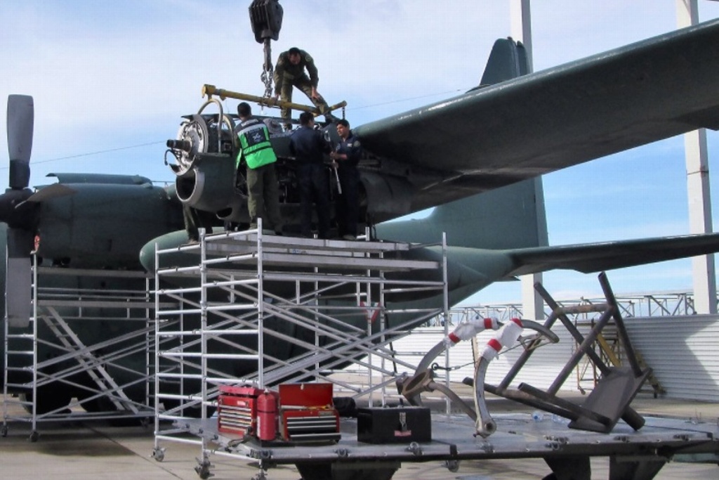 Sedena felicita a militares por Día del Servicio de Mantenimiento Aéreo