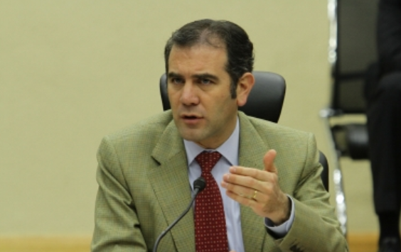 Proceso electoral avanza y sin focos rojos en México, asegura Córdova Vianello