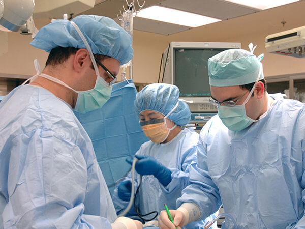 Necesarios recursos materiales y humanos para atender cáncer en México