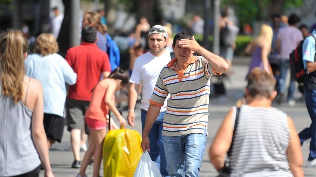 Pronostican temperaturas de entre 35 y 45 grados en 15 estados de México;lloviznas aisladas en Coahuila