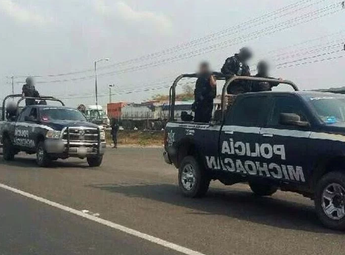 Muere policía al enfrentarse a tiros a delincuentes en Michoacán