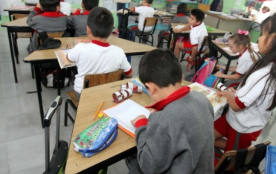 SEP alista plan para detectar entrada de armas en planteles educativos