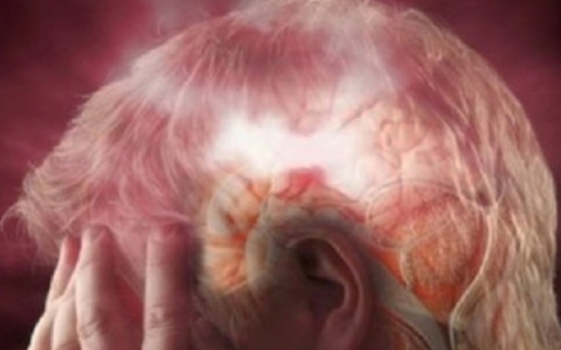 Vértigo en jóvenes puede ser causado por golpes, señala especialista