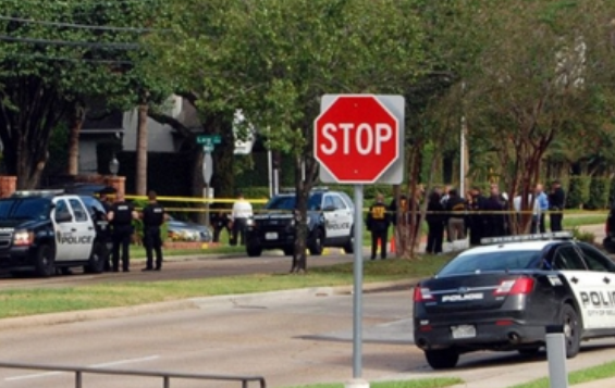 Alerta en Texas por explosión de tres paquetes en últimos días