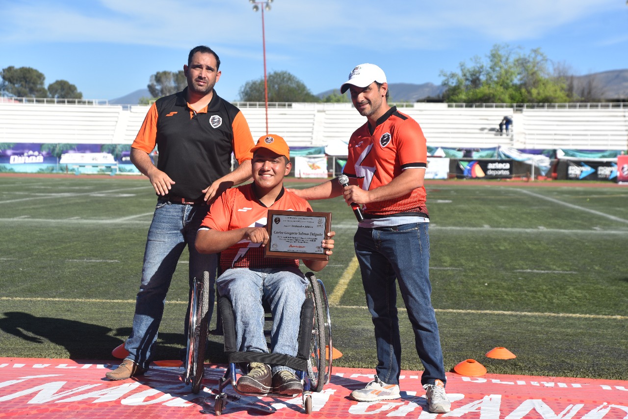Reconocen Gobierno Municipal y Atlético Saltillo a destacado atleta paralímpico