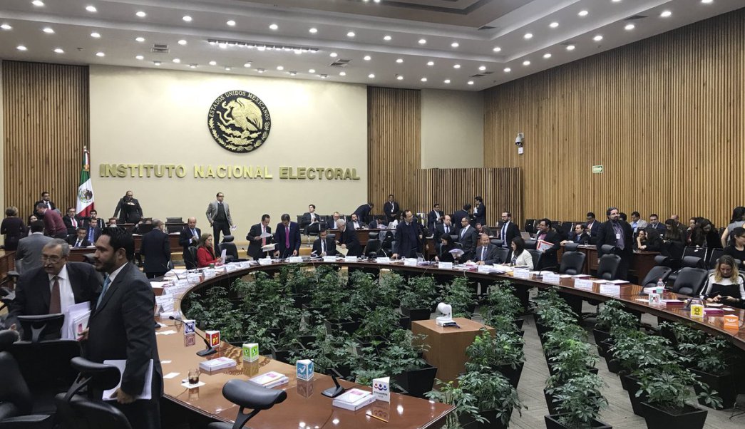 Publican acuerdo de formato para realizar tres debates presidenciales