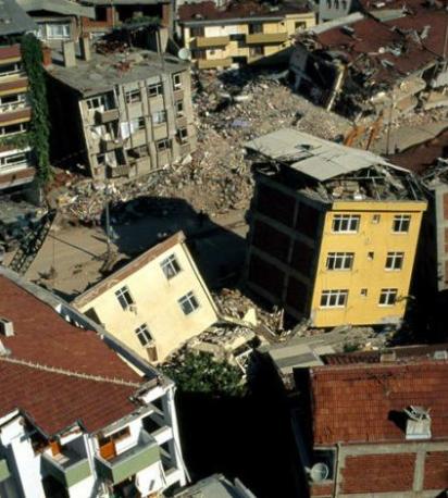 Papúa Nueva Guinea declara estado de emergencia por devastador sismo