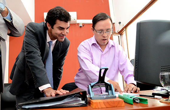 Promueven inclusión de personas con síndrome de Down en ámbito laboral