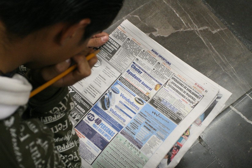 Desempleo baja a 3.2 por ciento en febrero: INEGI