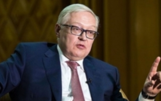 Rusia acusa a EUA de intentar interferir en sus procesos electorales