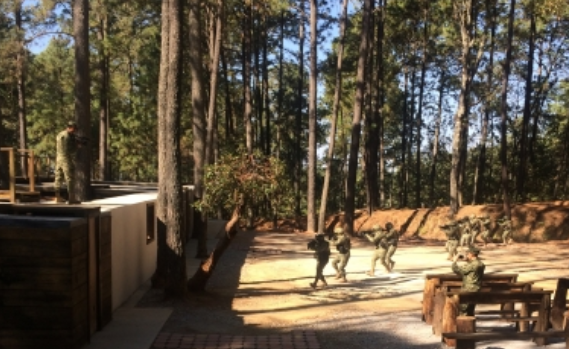 Infantería de Marina recibe adiestramiento para apoyar a la población