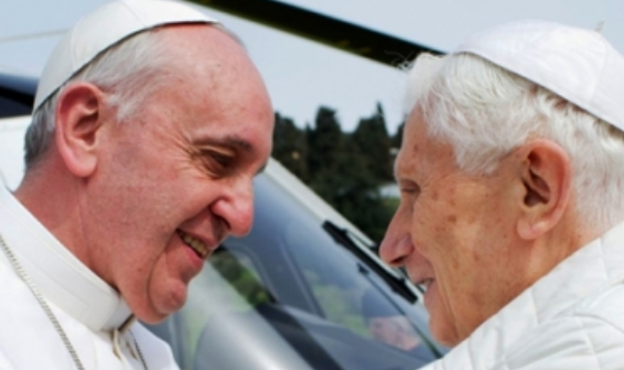 Abre polémica en El Vaticano la manipulación de carta de Benedicto XVI