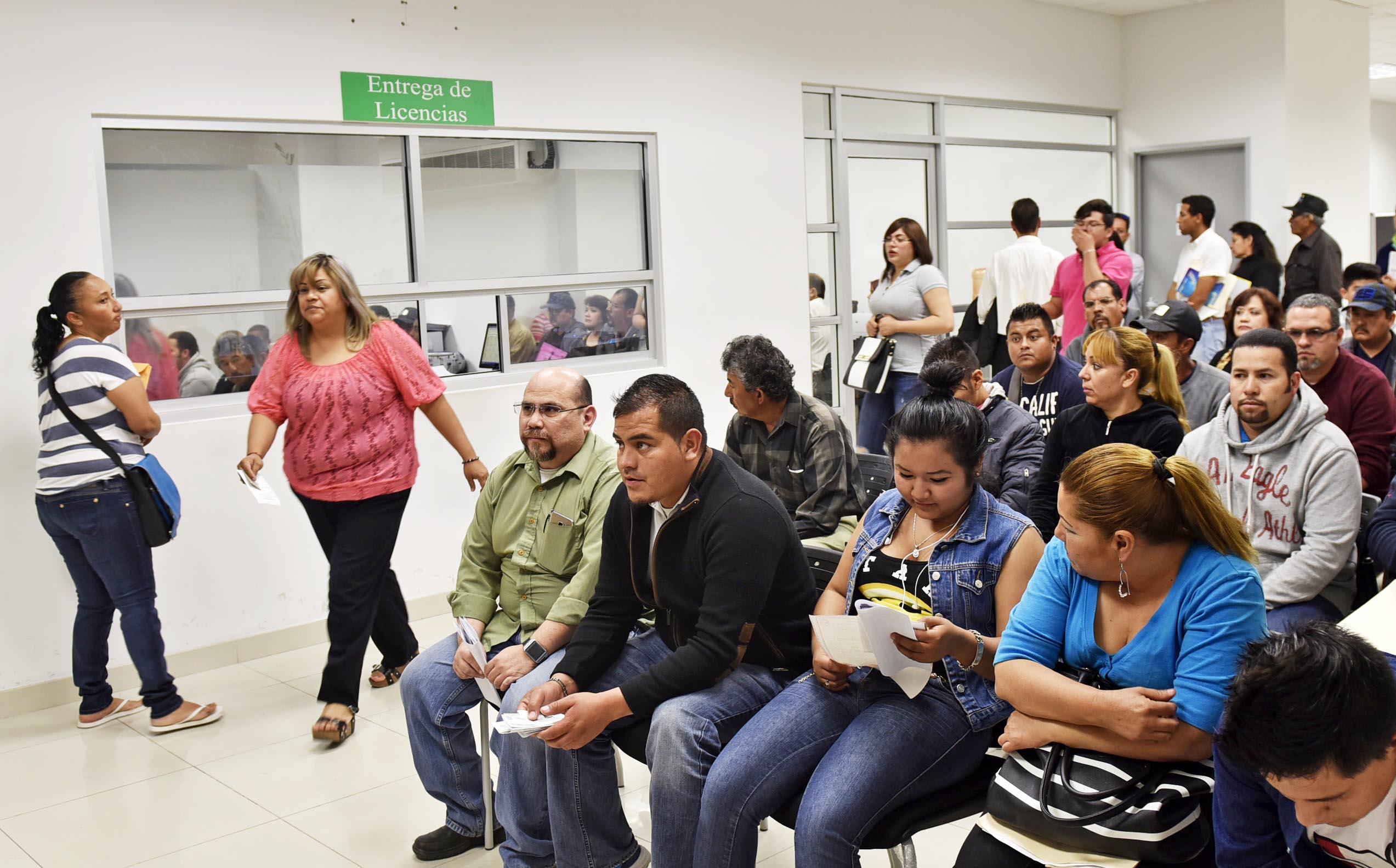 Amplían plazo para pago de derechos de control vehícular