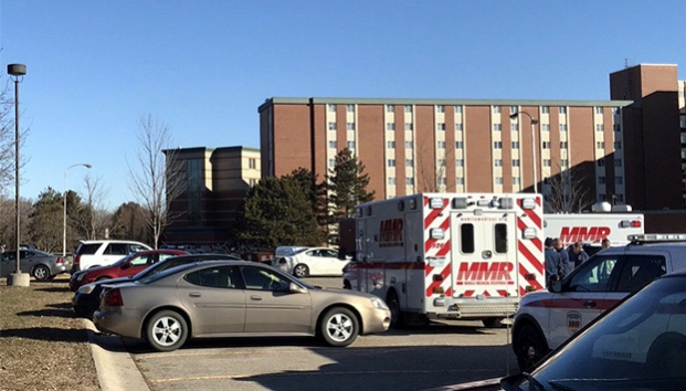 Reportan tiroteo en universidad de EU; hay 2 heridos