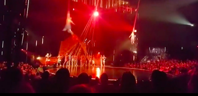 VIDEO: Muere acróbata del Cirque du Soleil, tras caer en pleno show