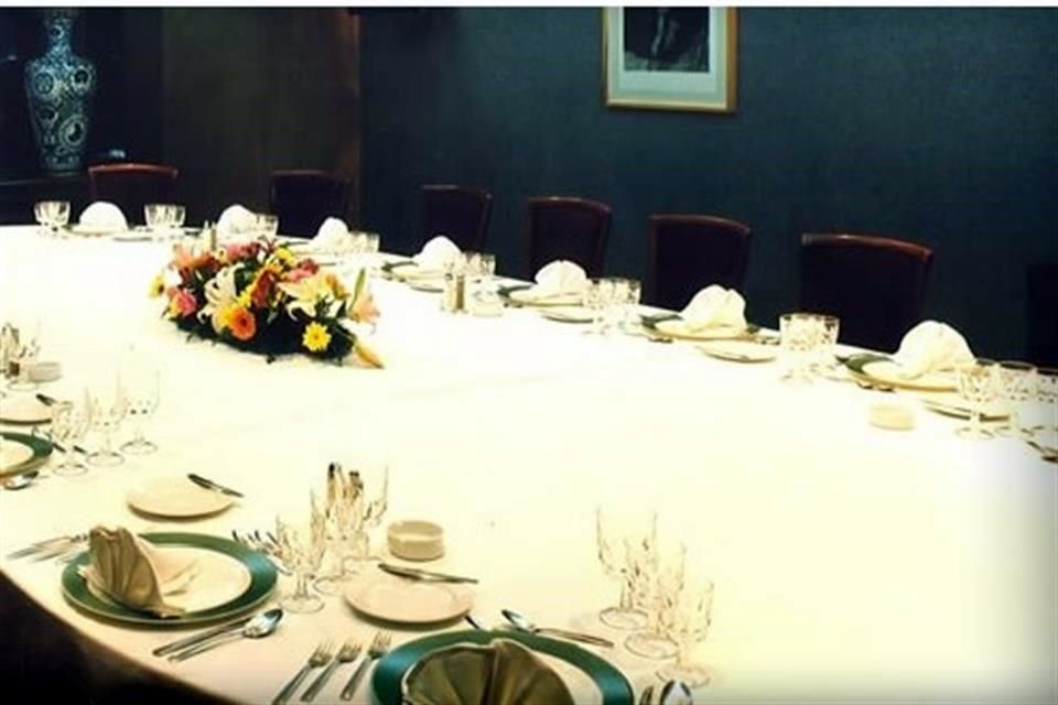 Cobran ‘cover’ de 1000 para ver a Margarita Zavala