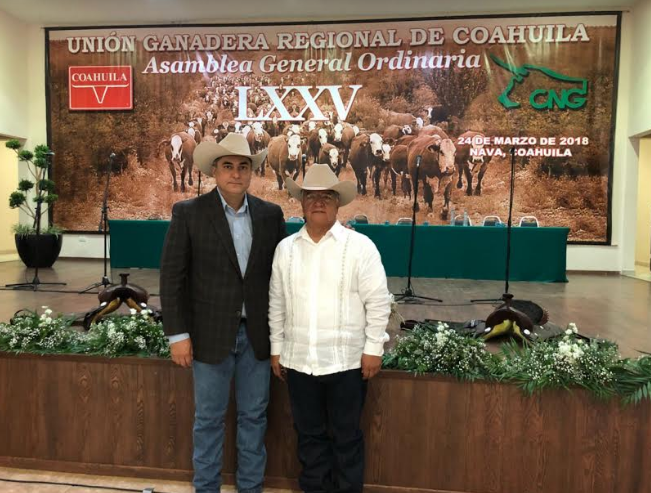 Entregan sementales del programa de mejoramiento genético