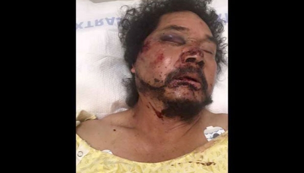 Afroamericanos golpean salvajemente a mexicano