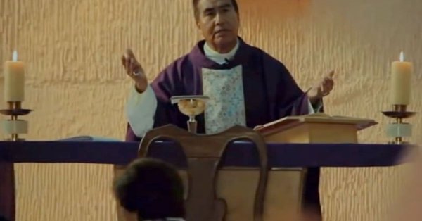 62 años de cárcel dan a sacerdote por abusar sexualmente de un menor