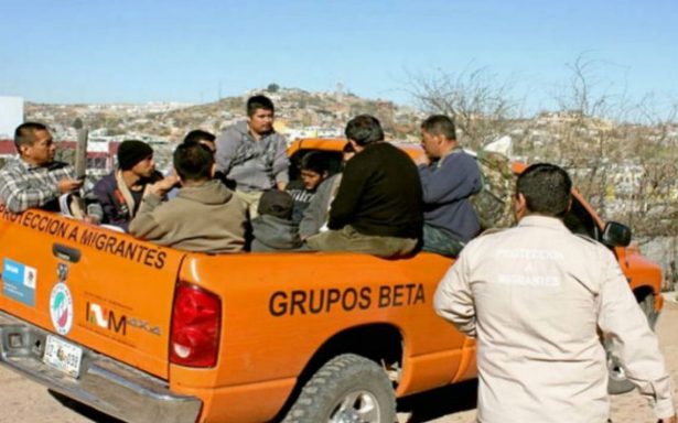 Rescatan a 19 migrantes en el desierto entre Sonora y Arizona