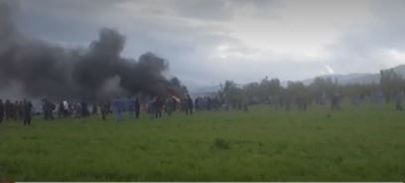 200 soldados mueren al estrellarse avión militar argelino