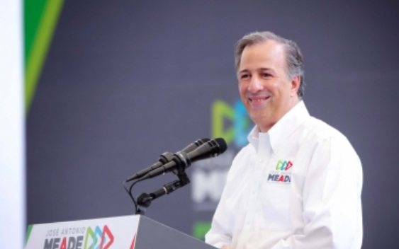 José Antonio Meade firma el Pacto por la Primera Infancia
