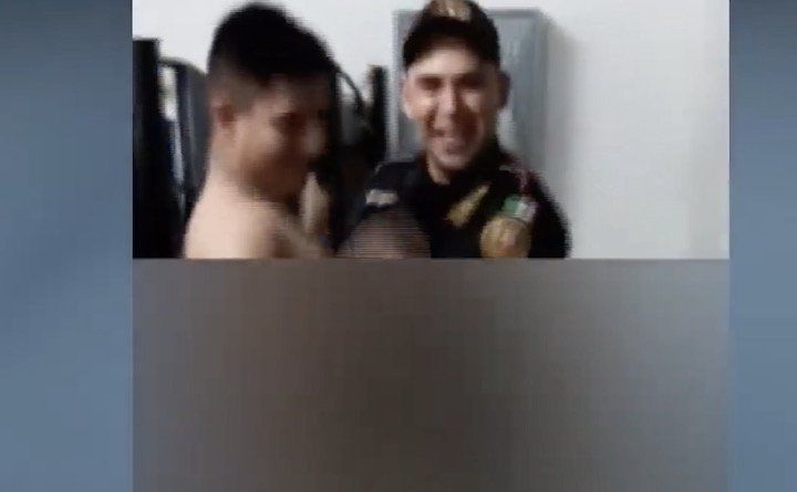 VIDEO:Exhiben a policías de Fuerza Civil bailando, uno de ellos desnudo