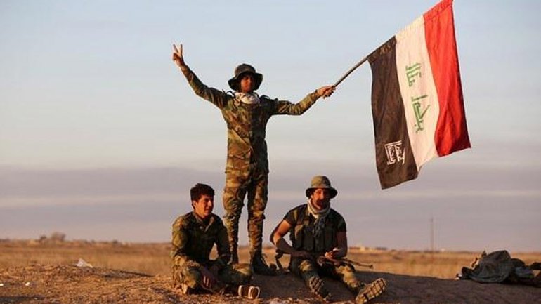 Japón promete a Irak fondos para la reconstrucción tras expulsión del Estado Islámico