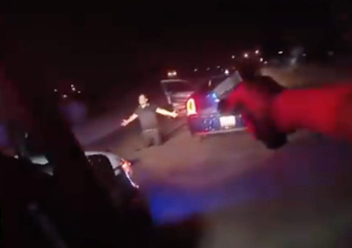 Policías matan a tiros a conductor en supuesto caso de racismo