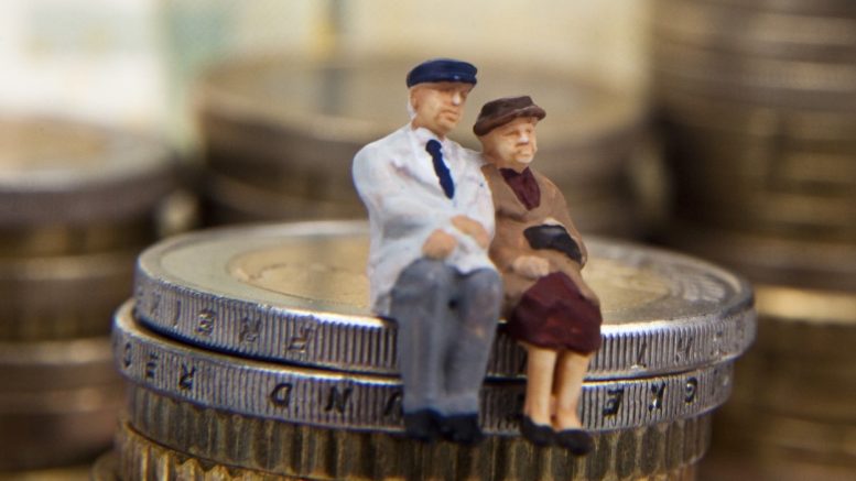 Candidatos presidenciales deben plantear soluciones a reto de pensiones