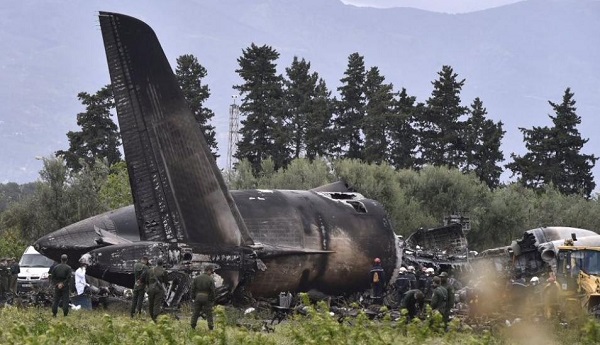 Tres días de duelo en Argelia por las 257 víctimas de accidente aéreo