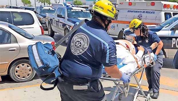 Guardia sin arma, impide asalto y muere