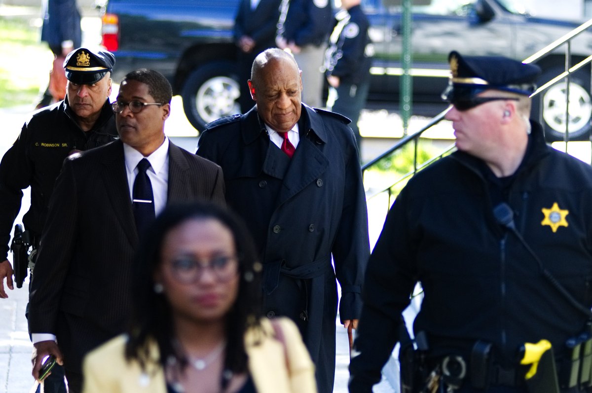 Declarado culpable de tres cargos por ataque sexual el cómico Bill Cosby