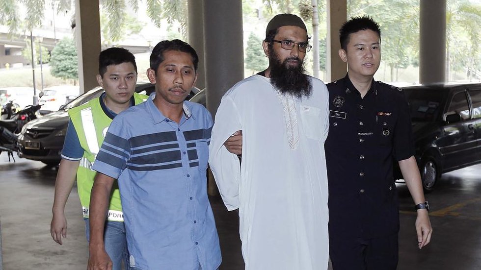 Condenan por primera vez a un hombre por difundir fake news en Malasia