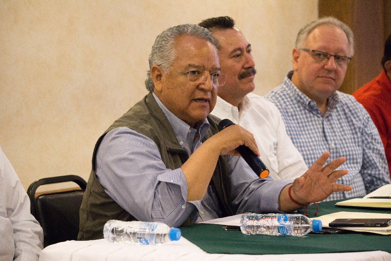 Se reunirán con productores de manzana para evaluar acciones