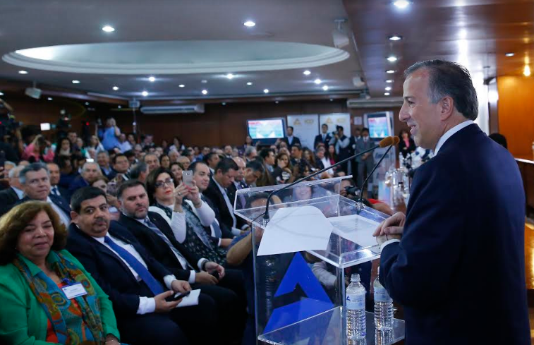 José Antonio Meade celebró la aprobación de la iniciativa que elimina el fuero