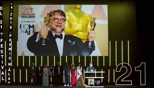 Guillermo del Toro firma con DreamWorks