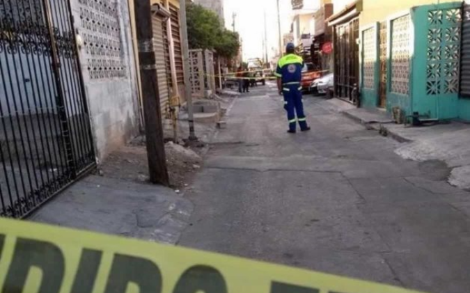 Viola y mata a su vecina delante de su hijo de 7 años en Santa Catarina