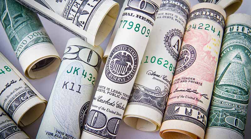 Dólar promedia 19.30 pesos a la venta