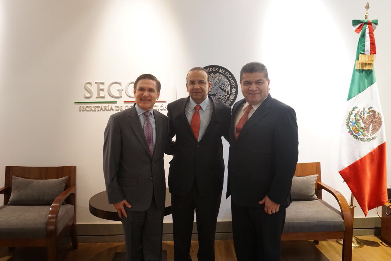 Buscan gobernadores de Coahuila <br>y Durango blindar La Laguna