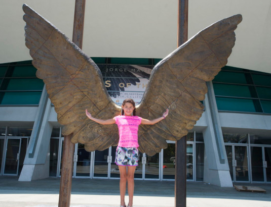Escultura “Alas de México” embellece ciudad de Texas