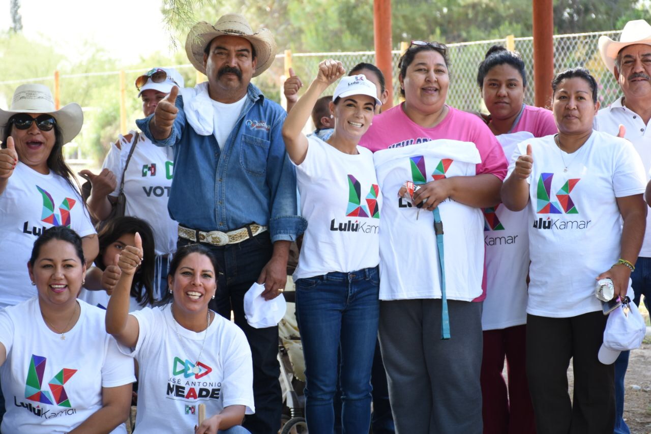 Se suman campesinos al proyecto <br>de gobierno ciudadano de Lulú Kamar