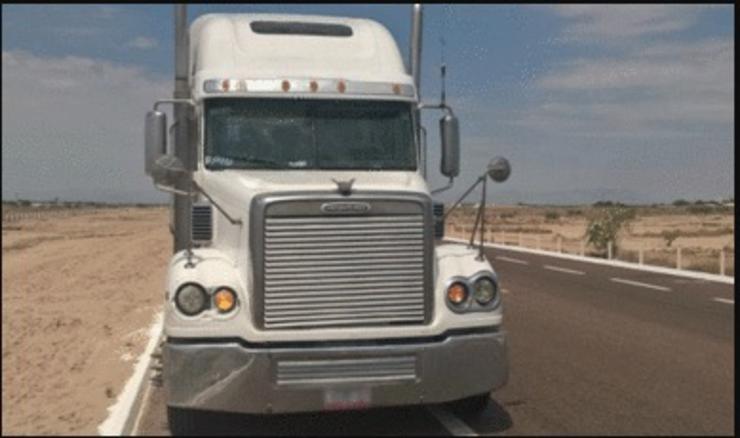 Detienen en Coahuila a chofer con más de tres toneladas de marihuana