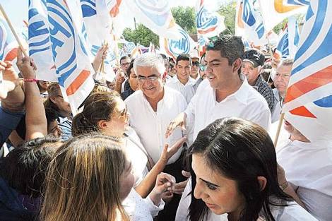 Sí está López Campos detrás <br>de Alfredo Paredes: PAN