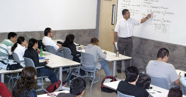 Funcionarios y candidatos felicitan a jóvenes en Día del Estudiante